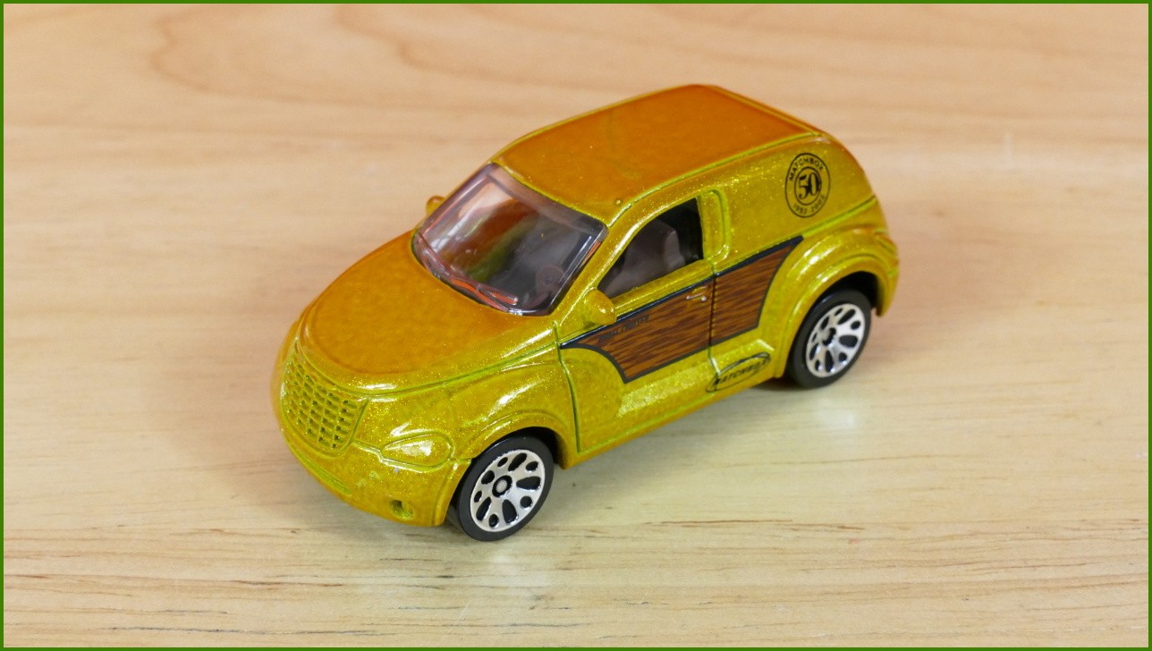 Matchbox Autíčko (Made in China) No.30 - Chrysler Panel Cruiser - 50th Anniversary