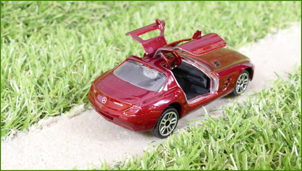 Kovový Model Autíčko Majorette Mercedes Benz SLS (Thailand)