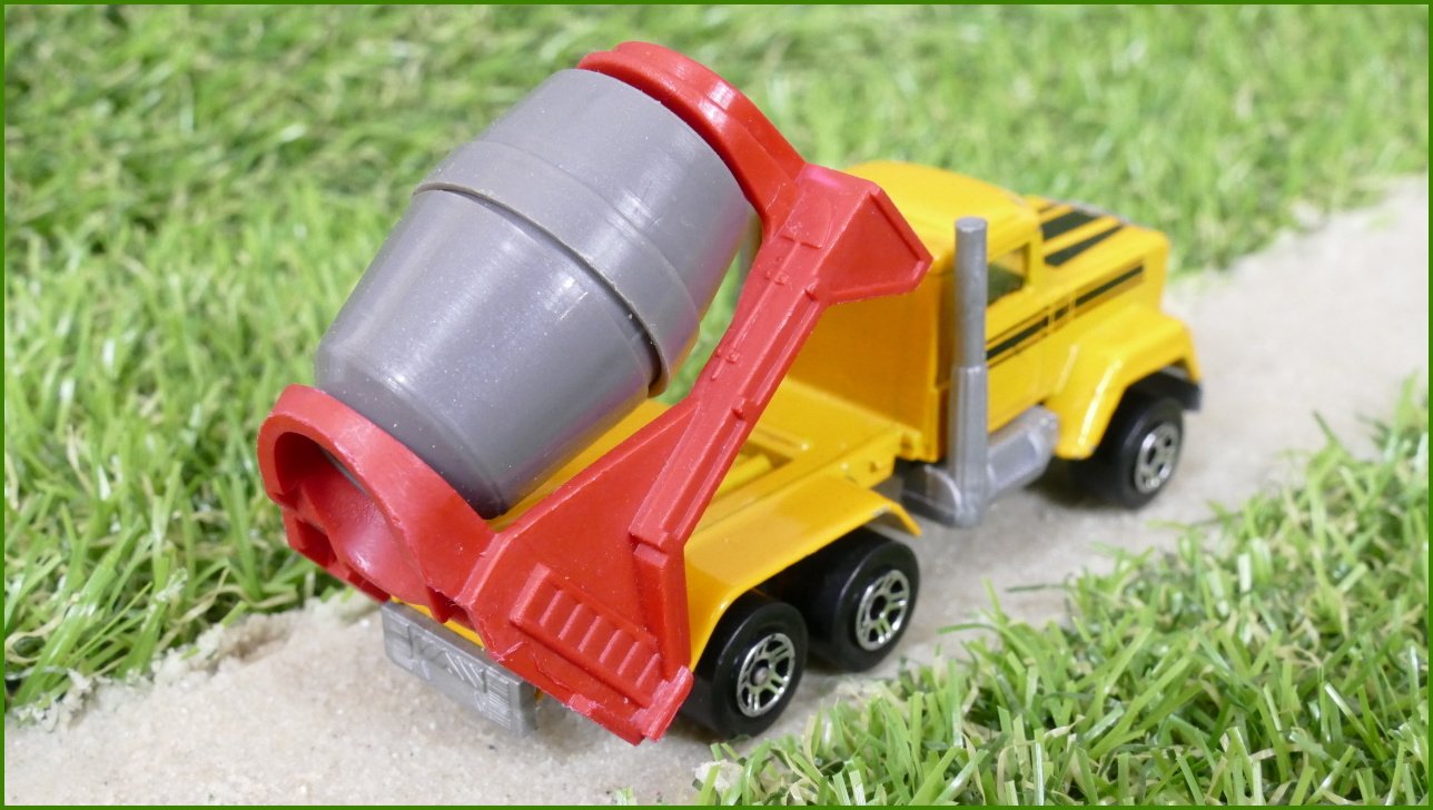Kovový Model Autíčko Majorette Cement Truck