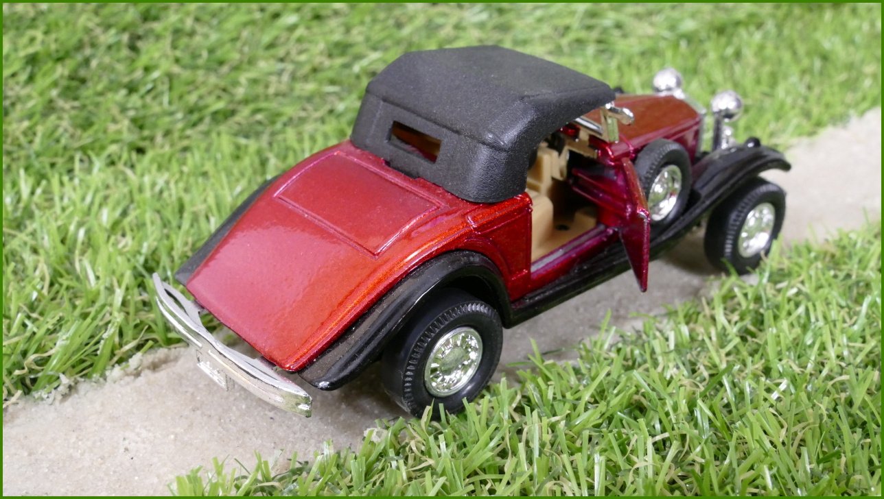 Model Autíčka Welly 1:43 - Rolls Royce No.8872 - Nefunguje natahovací mechanismus