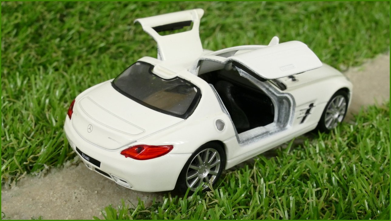Model Autíčka Welly 1:34 - Mercedes-Benz SLS AMG No.43627