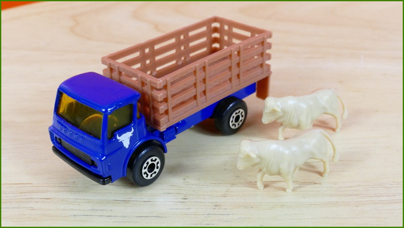 Matchbox Autíčko (Made in China) No.30 - Cattle Truck