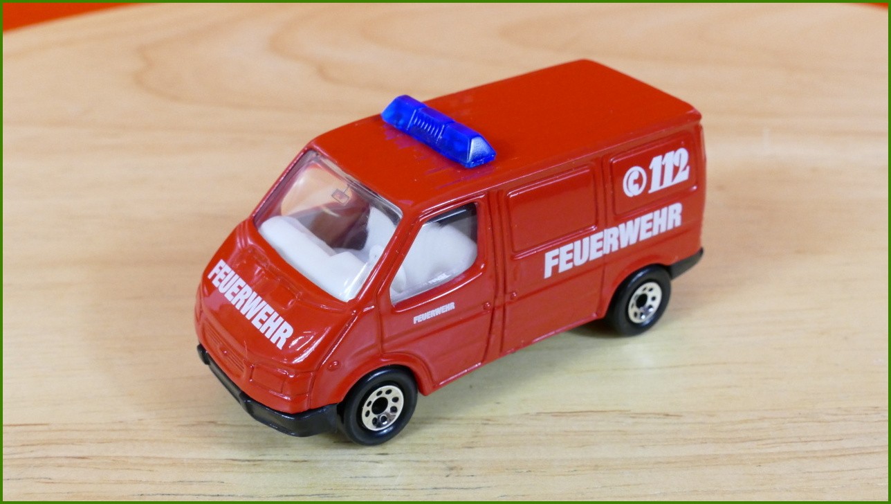 Matchbox Autíčko (Made in China) No.12 - Ford Transit