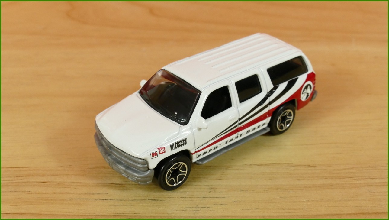 Matchbox Autíčko No.60 - Chevrolet Suburban