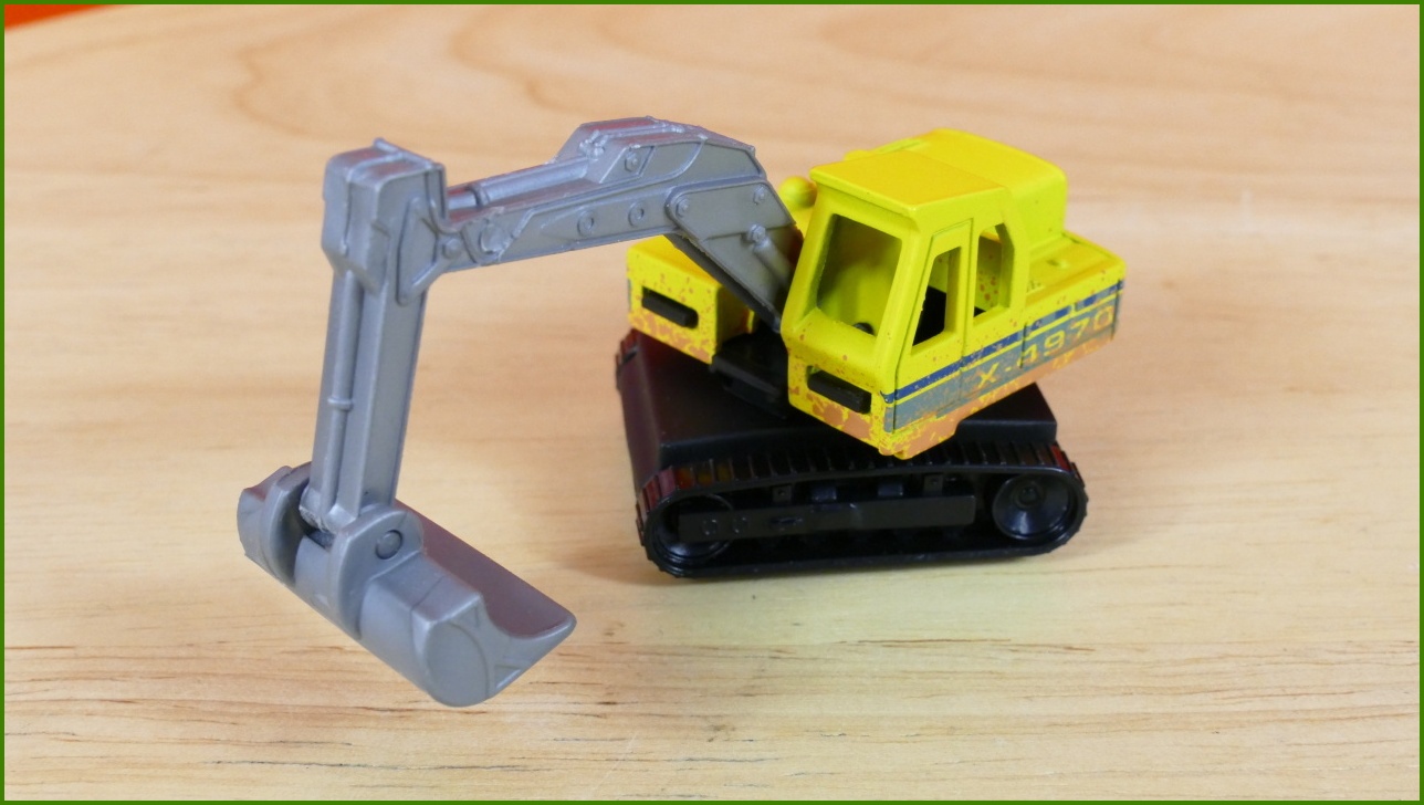 Matchbox Autíčko No.72 - Dirt Digger