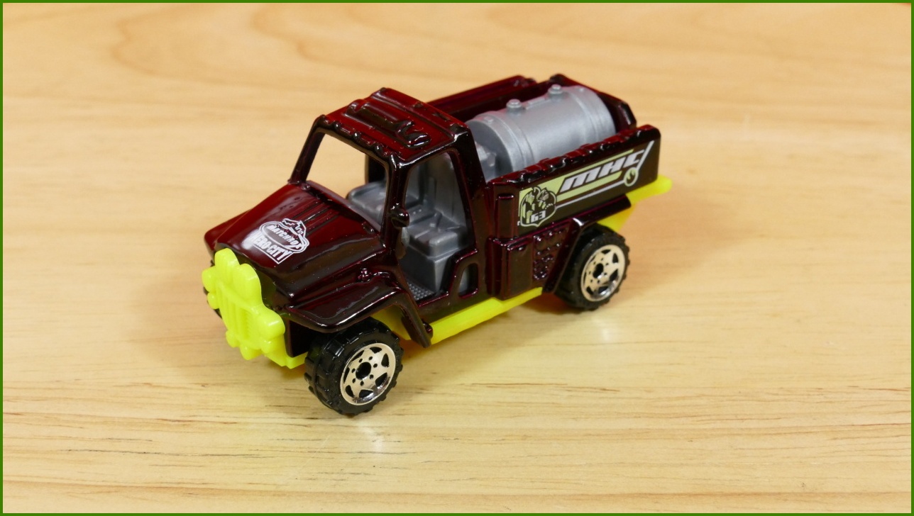 Matchbox Autíčko Hero-City No.63 - Foam Fire Truck