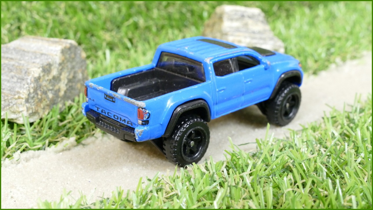 Model Autíčka Hot Wheels ´20 Toyota Tacoma