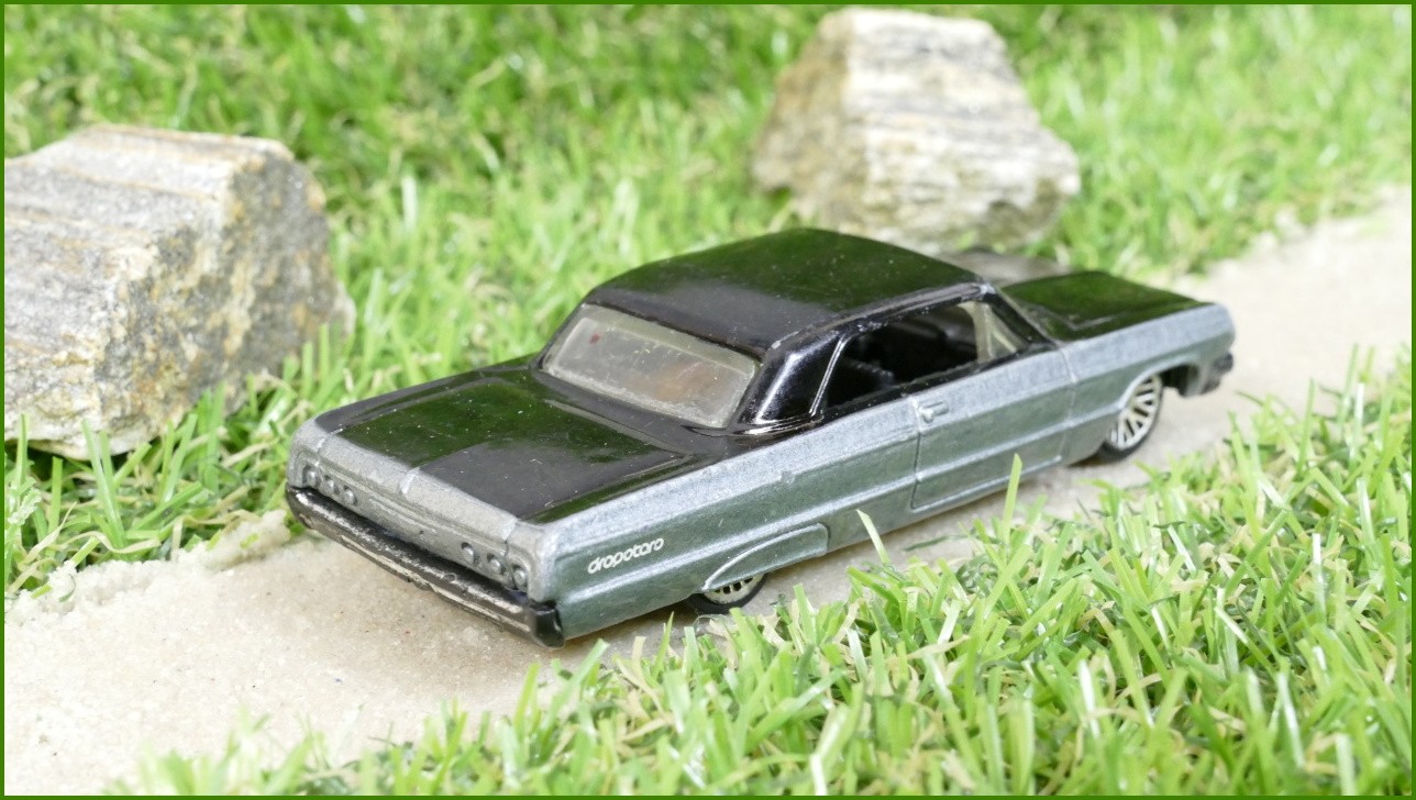 Model Autíčka Hot Wheels ´64 Impala