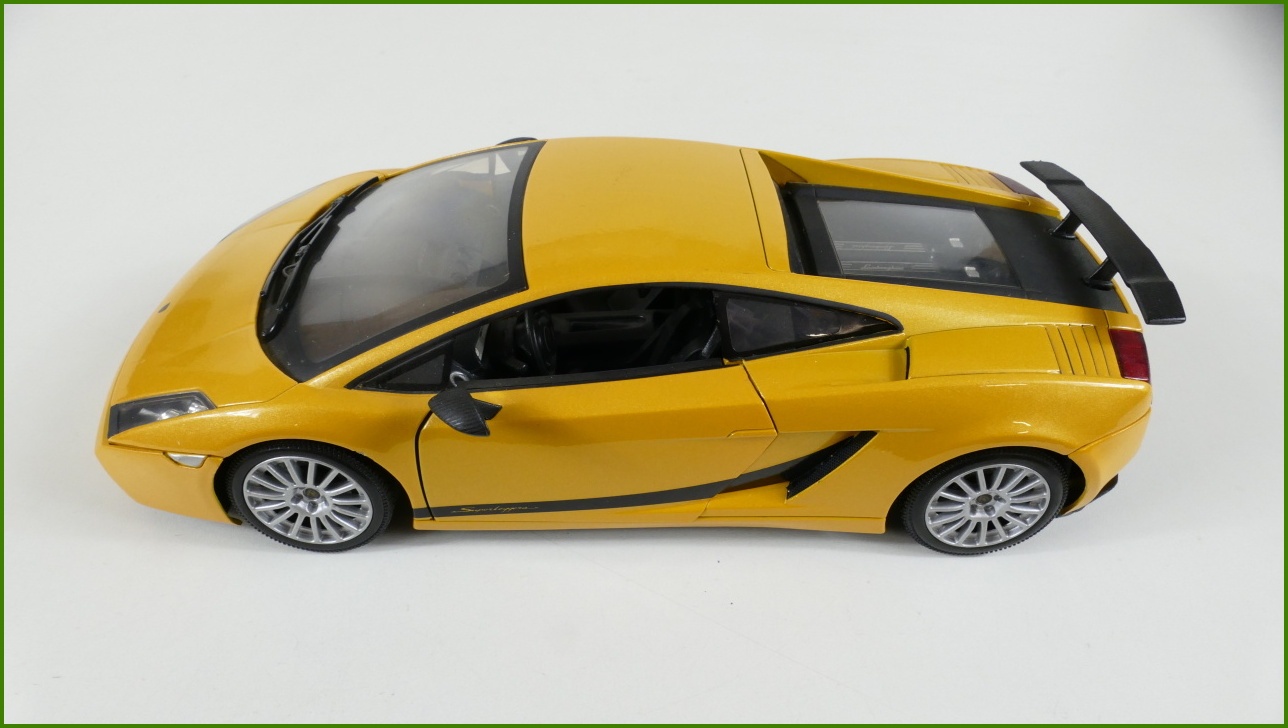 Model Motor Max 1:18 - Lamborghini Gallardo Superleggera