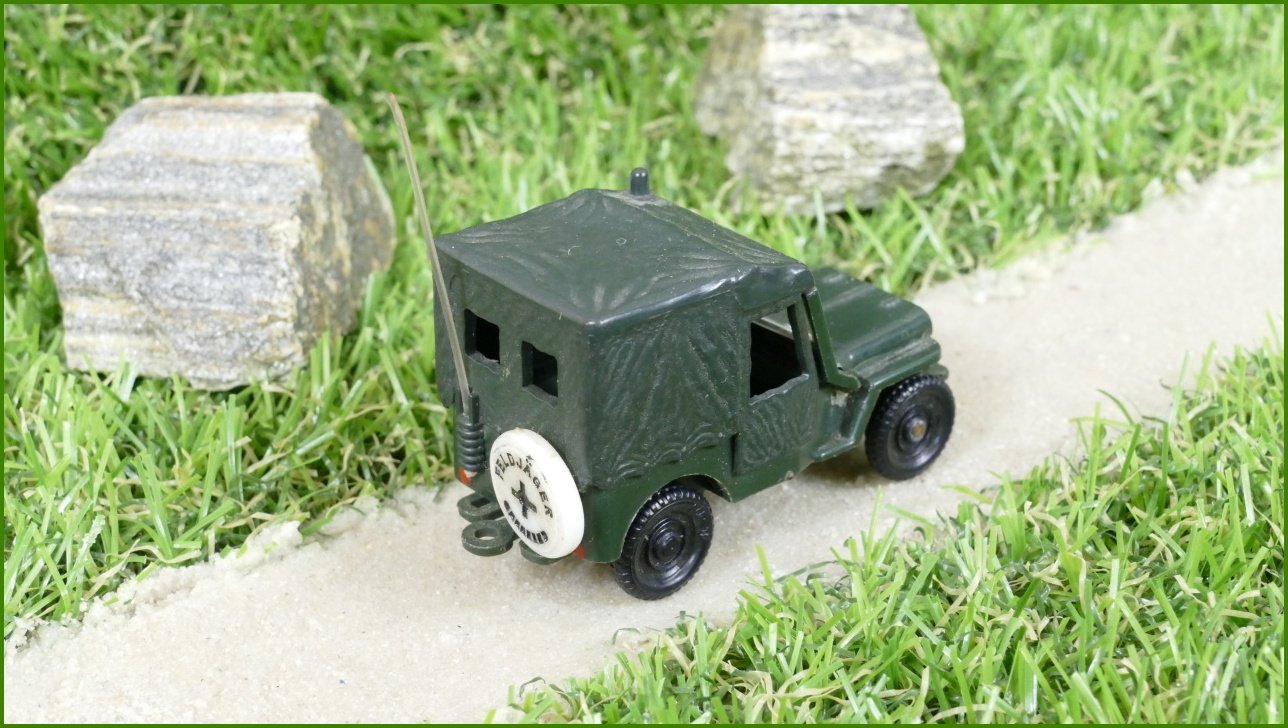 Siku Autíčko V92 Jeep