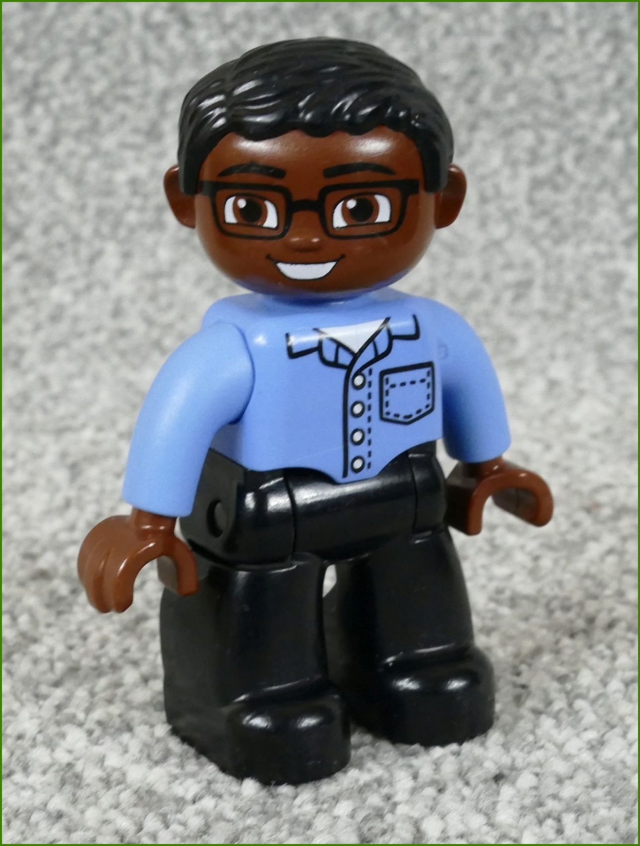 Lego® Duplo® Figurka Černoch v Modré Košili