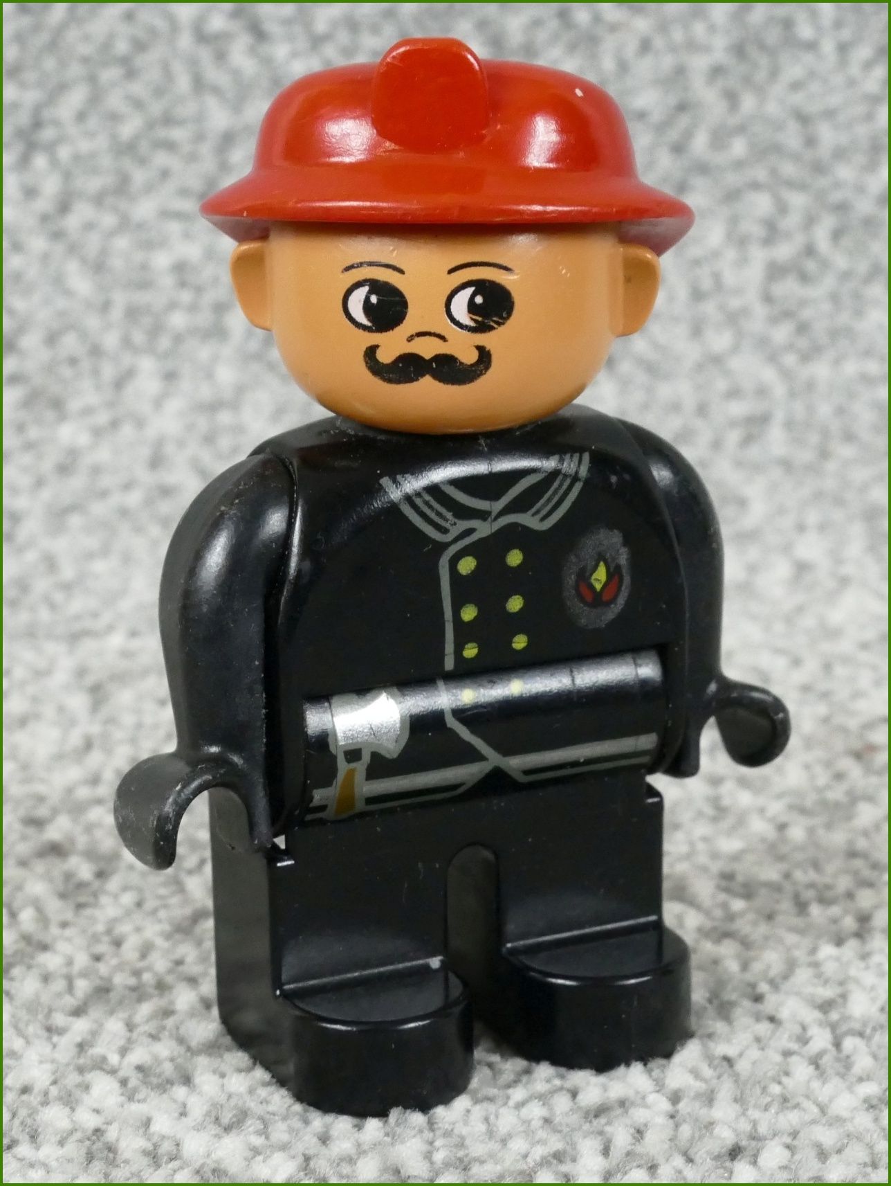 Lego® Duplo® Figurka Hasič s Červenou Přilbou