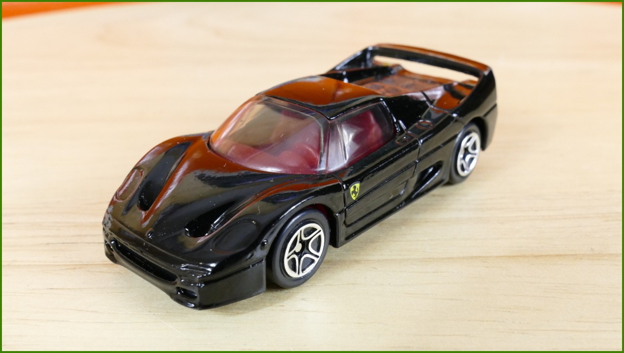 Matchbox Autíčko #30 - Ferrari F50