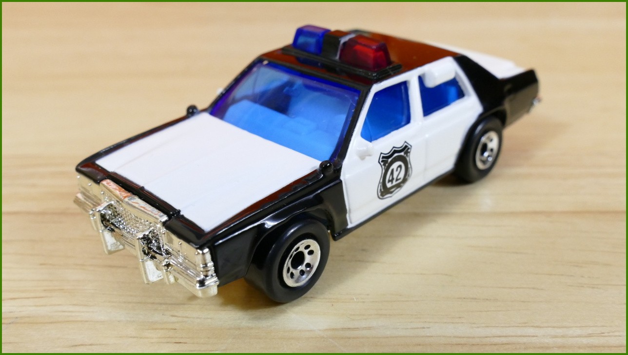Matchbox Autíčko #24 - Highway Police