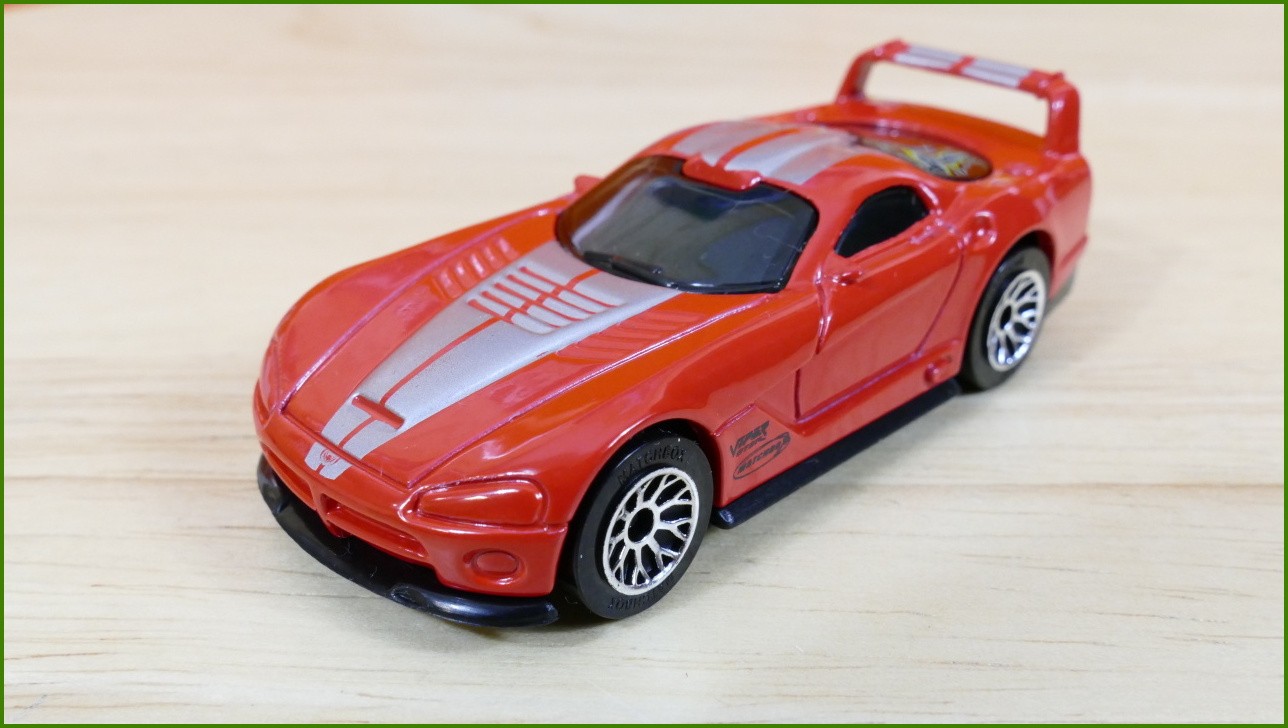 Matchbox Autíčko #56 - Dodge Viper GTSR Concept