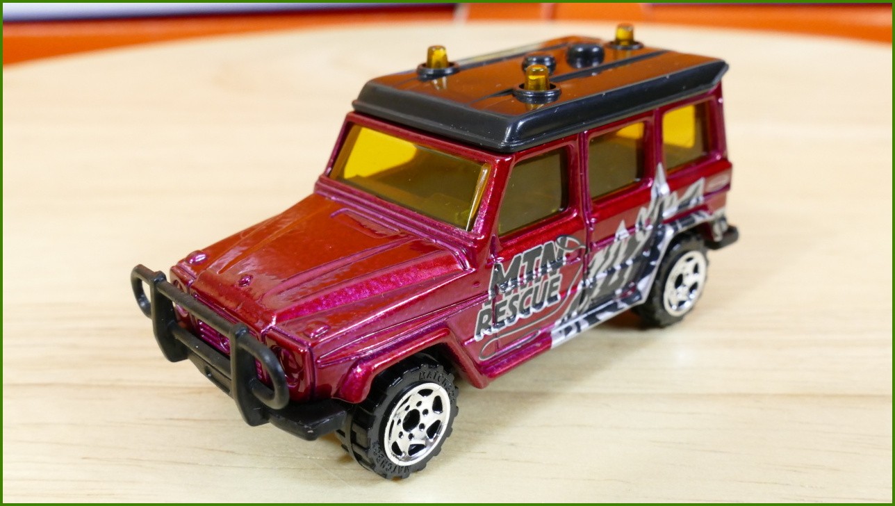 Matchbox Autíčko #63 - Mercedes-Benz G Wagon