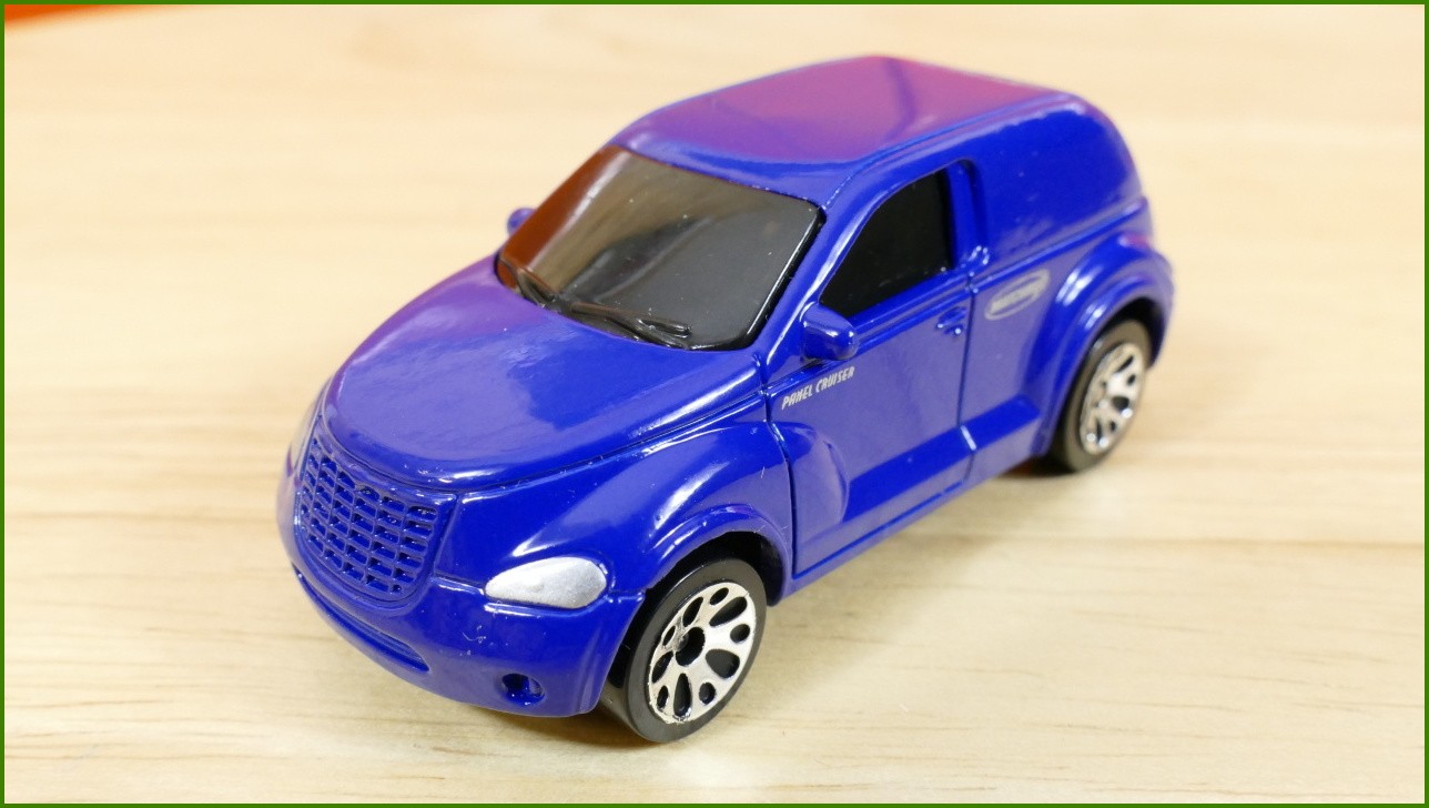 Matchbox Autíčko #59 - Chrysler Panel Cruiser Concept