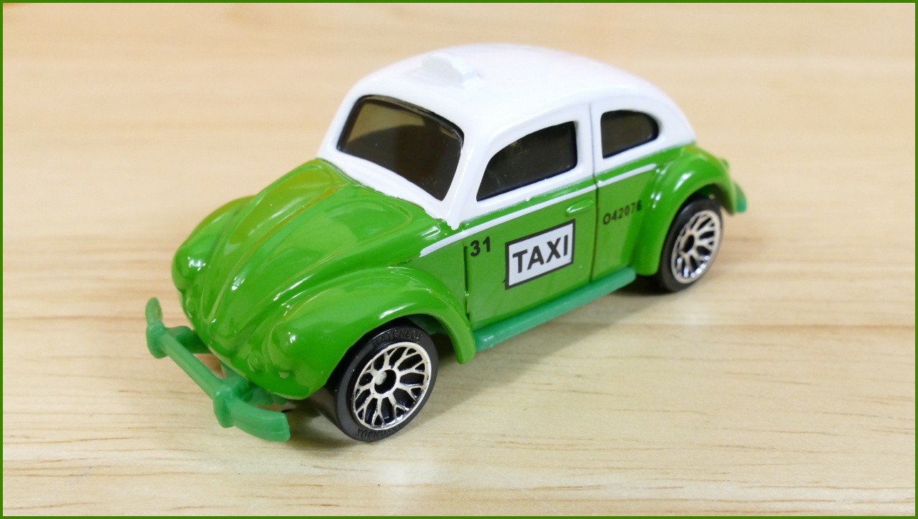 Matchbox Autíčko #31 - Volkswagen Beetle Taxi