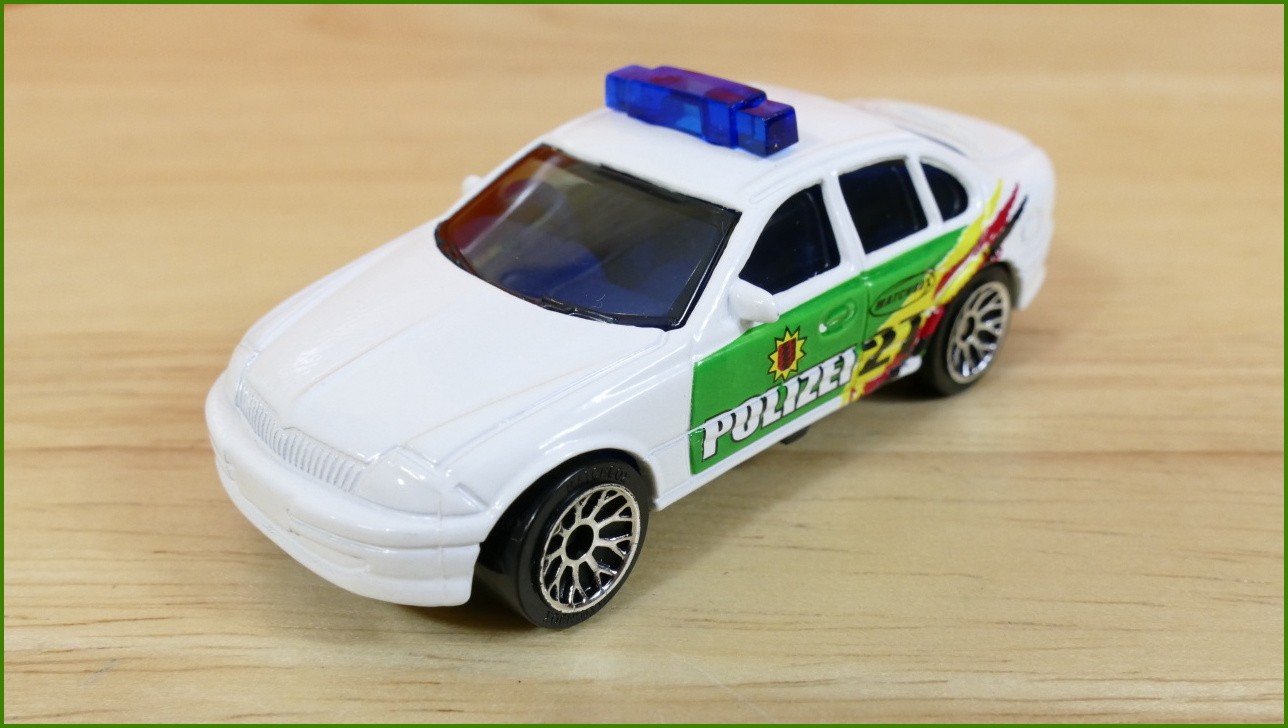 Matchbox Autíčko #27 - Ford Falcon Police