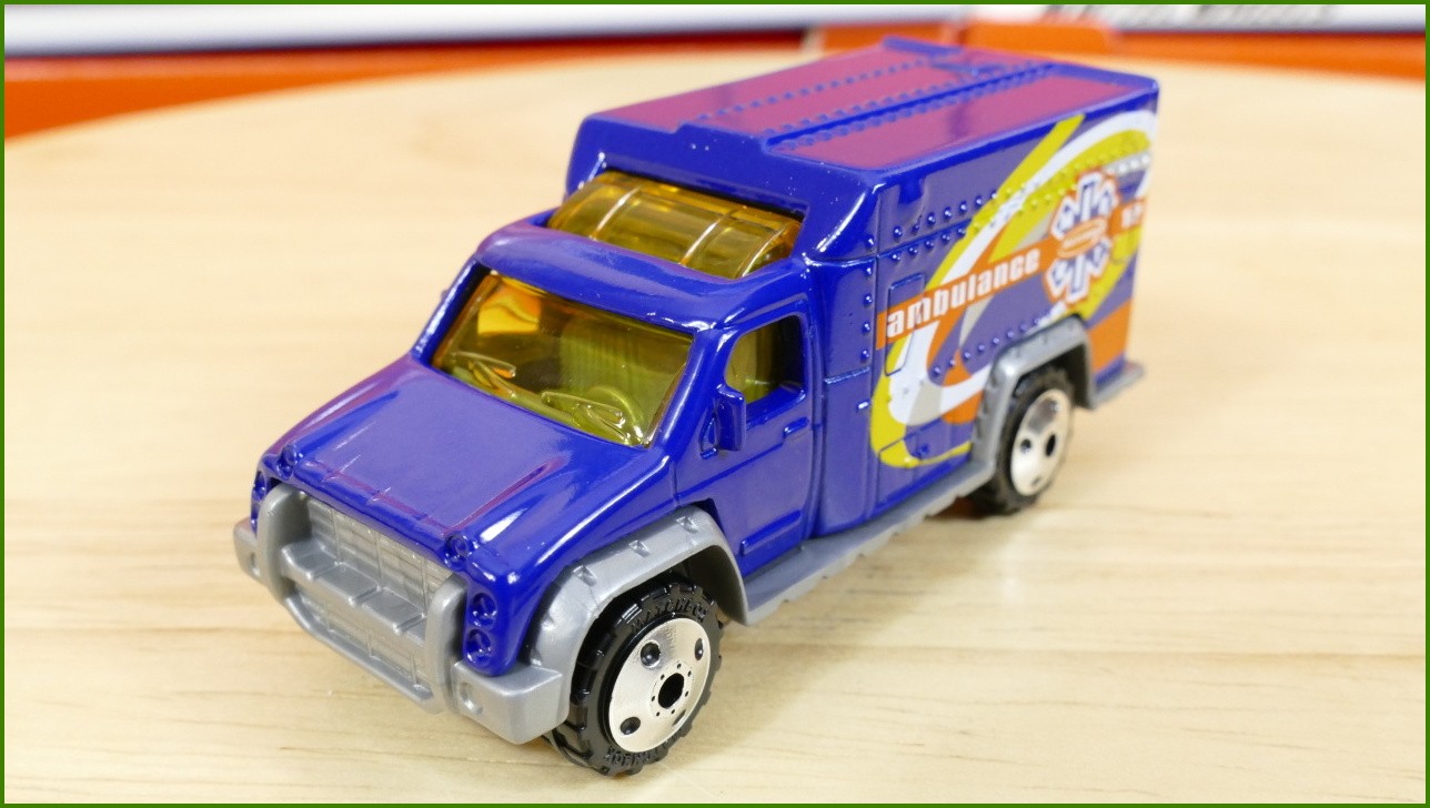 Matchbox Autíčko #12 - Ambulance
