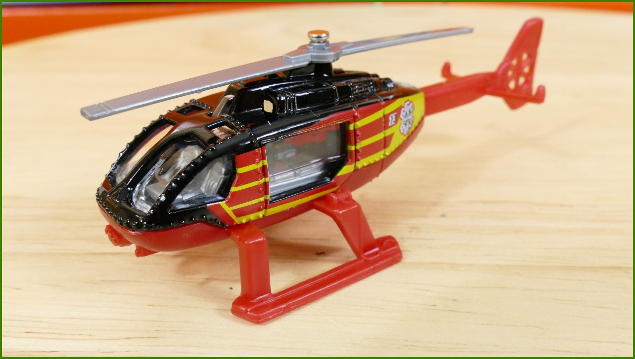 Matchbox Autíčko #13 - Hospital Helicopter