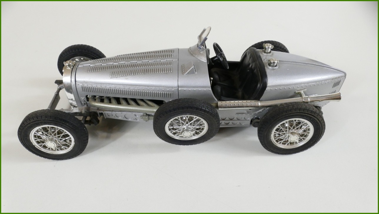 Kovový Model Bburago 1:18 - Bugatti Type "59" (1934) - Viz Popis