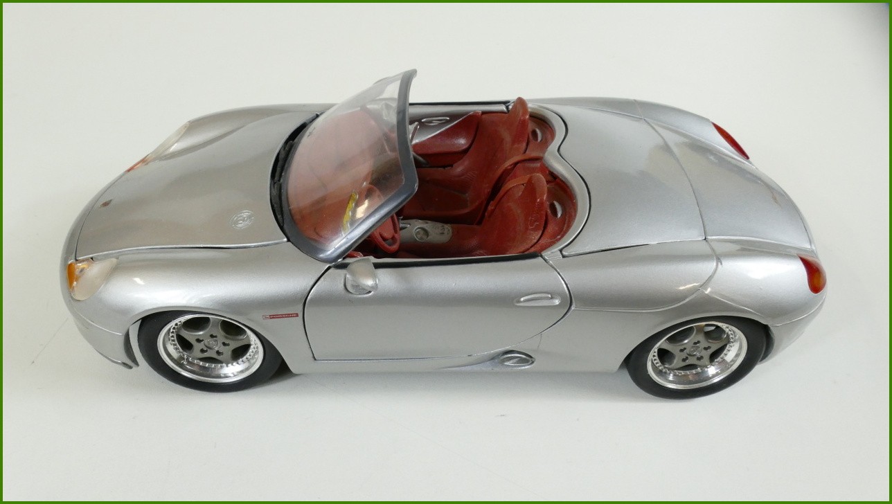 Model Maisto 1:18 - Porsche Boxter
