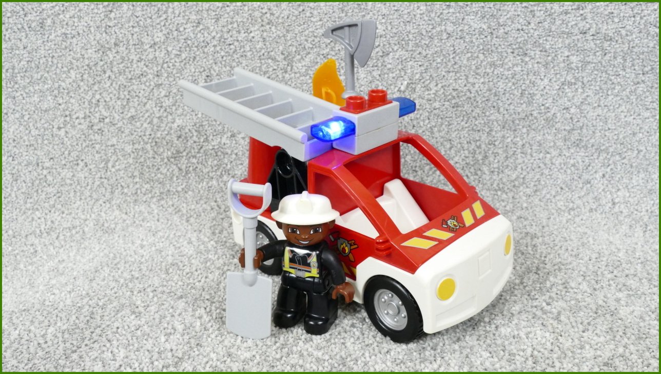 Lego® Duplo® Hasičské Auto se Žebříkem a Příslušenstvím