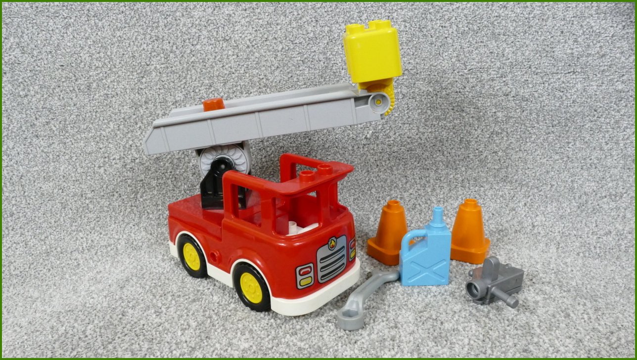 Lego® Duplo® Hasičské Auto se Žebříkem a Příslušenstvím