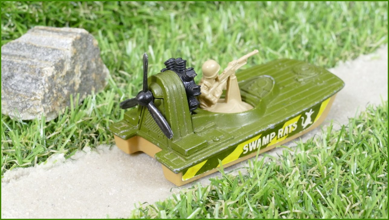 Autíčko Matchbox Superfast No.30 - Swamp Rat
