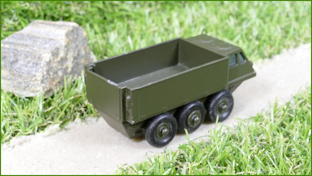 Autíčko Matchbox No.61 - Alvis Stalwart - nabarvený