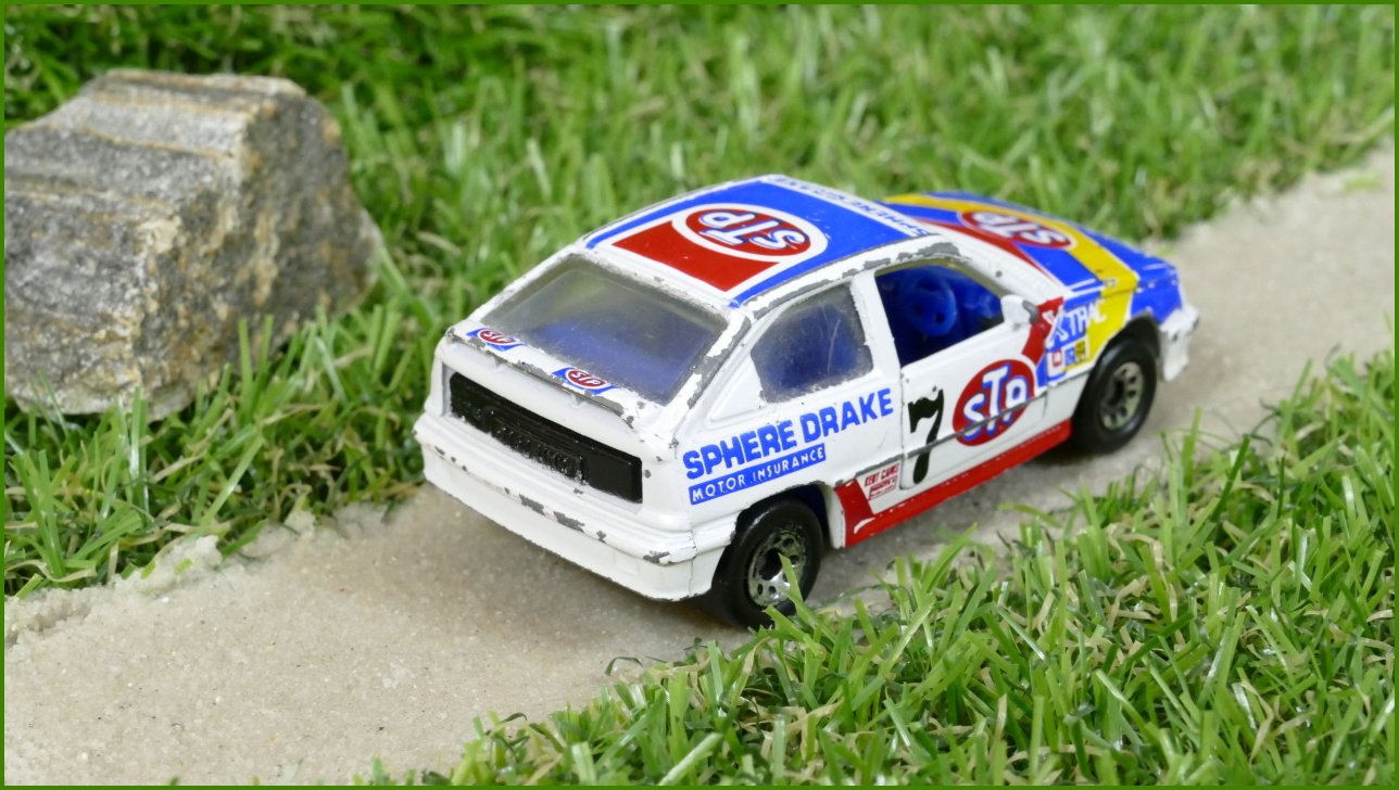Autíčko Matchbox Opel Kadett GSi