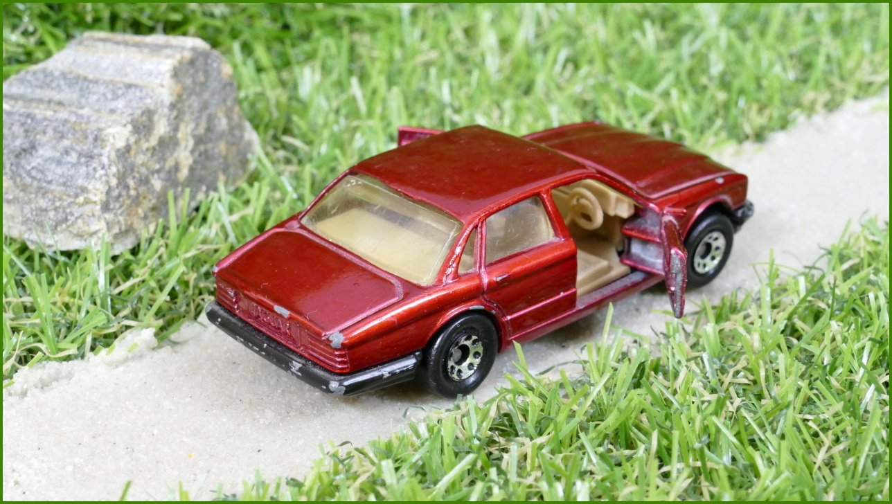 Autíčko Matchbox Jaugar XJ8