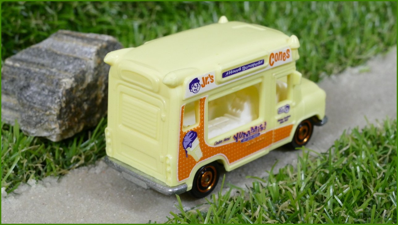Autíčko Matchbox Ice Cream Van