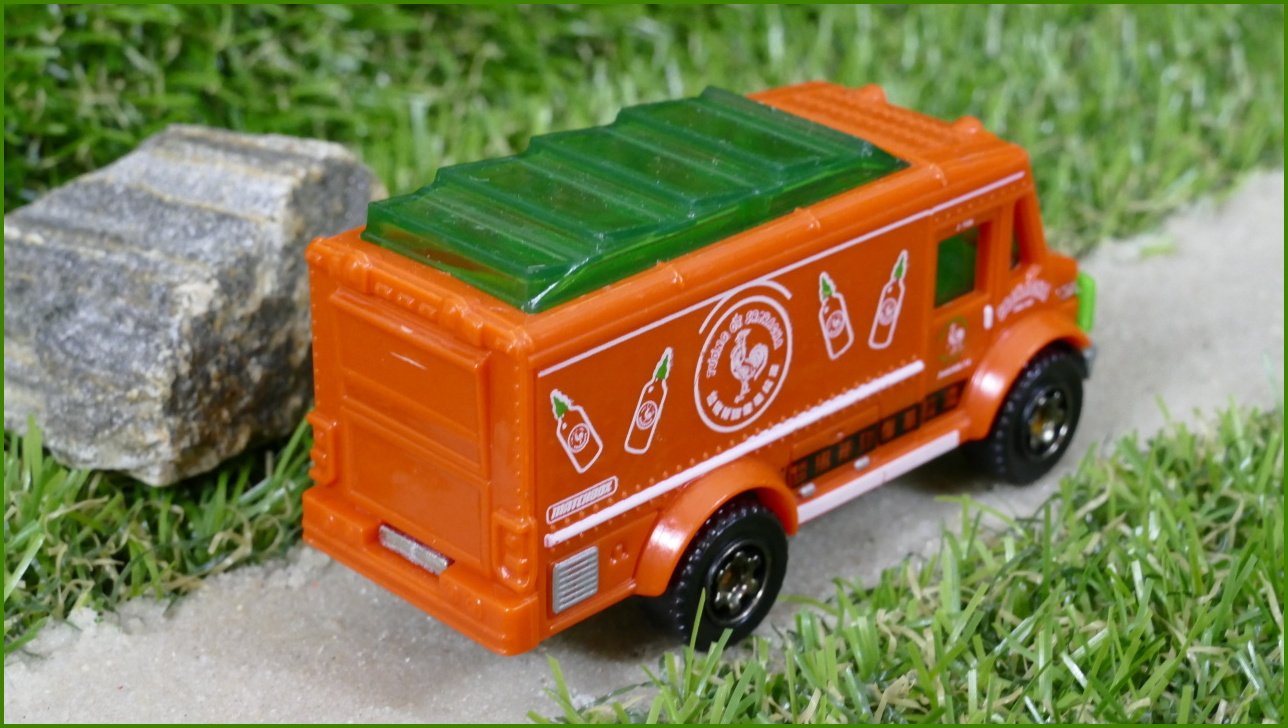 Autíčko Matchbox Chow Wagon