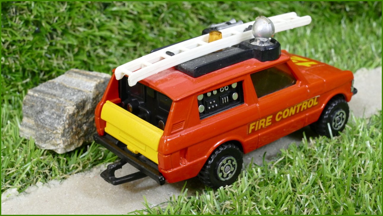 Autíčko Matchbox Speedkings K-64 Range Rover