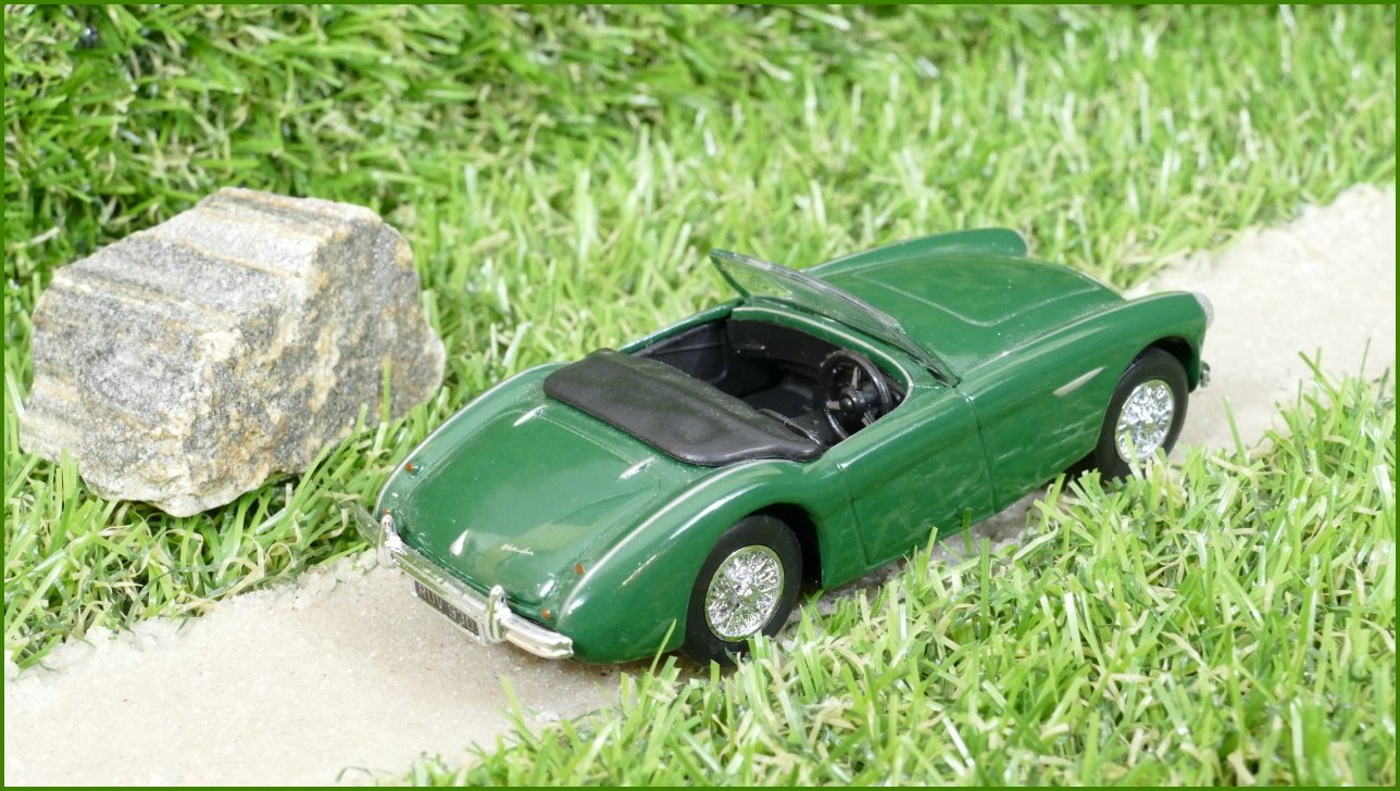 Autíčko Matchbox Dinky 1956 Austin Healey