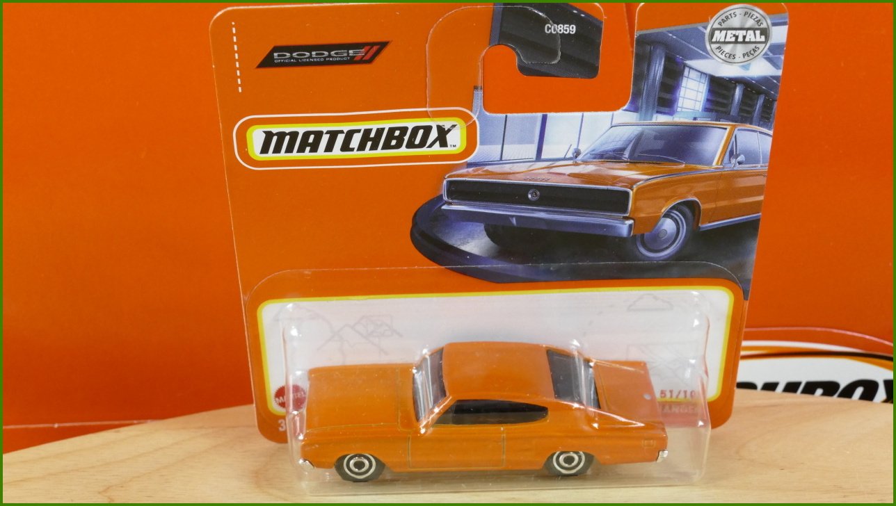 Matchbox Autíčko 1966 Dodge Charger