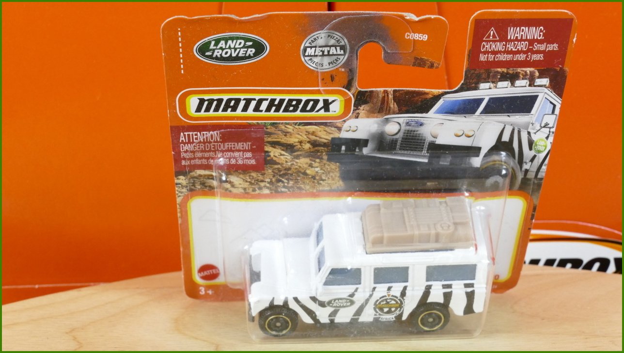 Matchbox Autíčko 1966 Land Rover Gen II