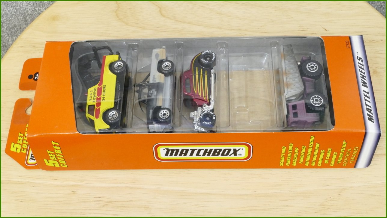 Matchbox 5 Pack Set - Scrapyard - chybí jedno autíčko