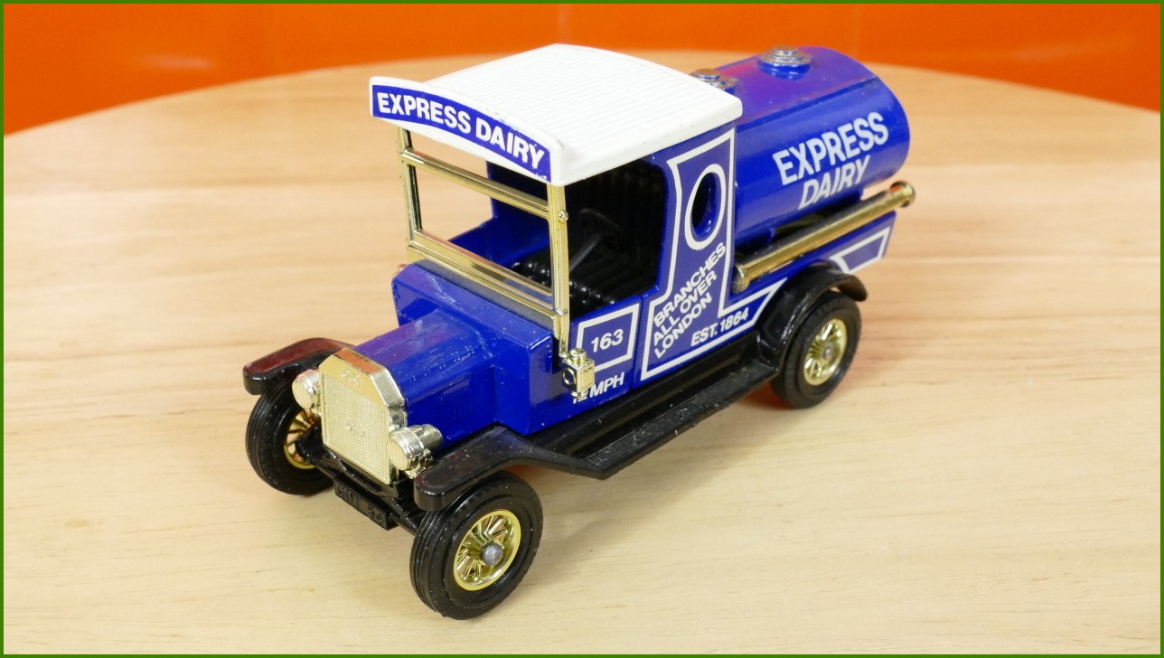 Matchbox Autíčko Models Of Yesteryear - Y-12 - 1912 Ford Model T - Express Dairy