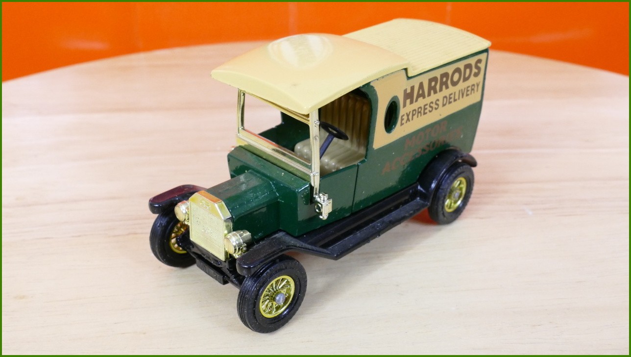 Matchbox Autíčko Models Of Yesteryear - Y-12 - 1922 Ford Model T - Harrods Express Delivery