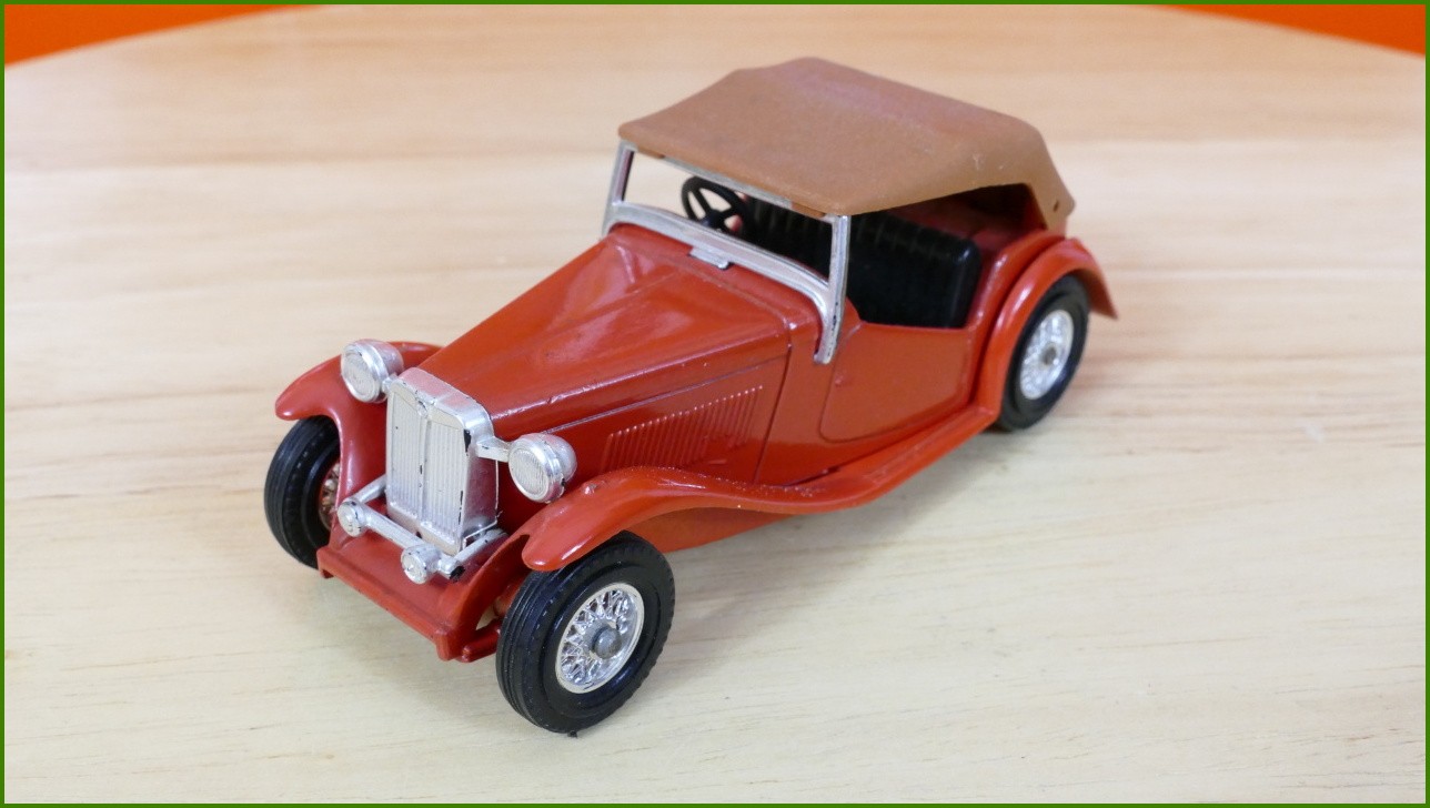 Matchbox Autíčko Models Of Yesteryear - Y-8 - 1945 MG-TC