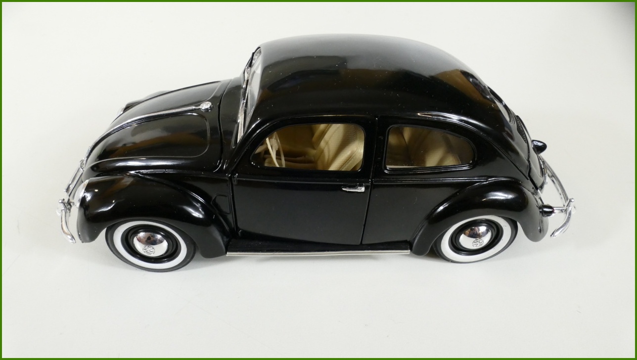Model Maisto 1:18 - Volkswagen (1951)