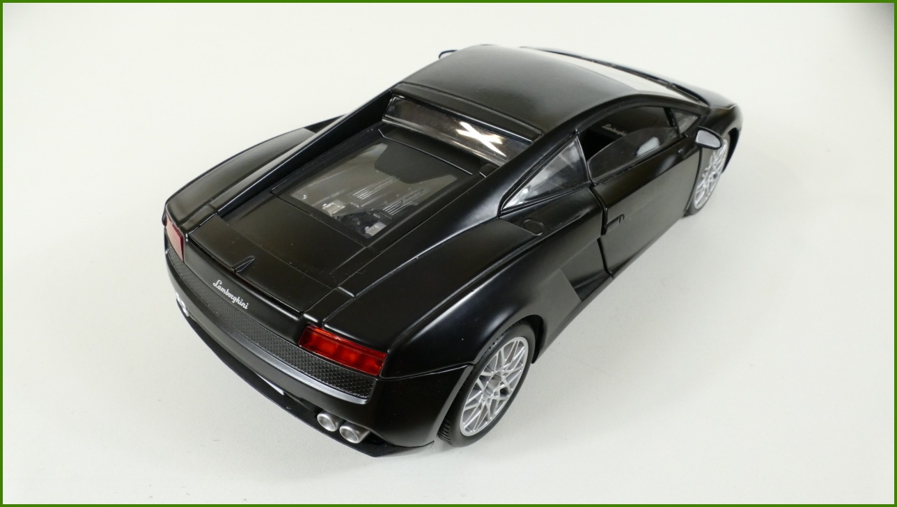 Model Auta Mondo Motors 1:18 - Lamborghini Gallardo LP 560-4