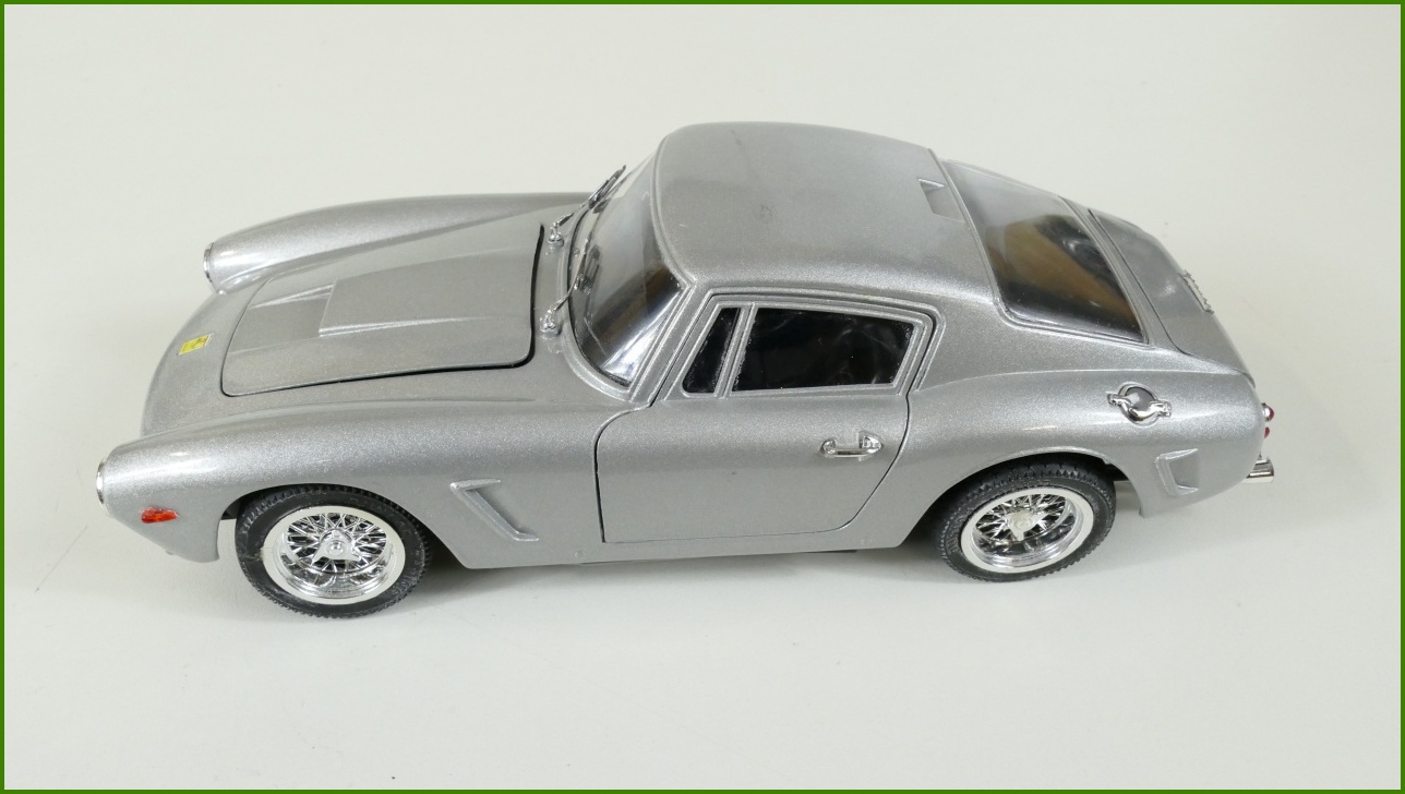 Model Auta Jouef Evolution 1:18 - Ferrari 250 GT Berlinette 61 - Viz Popis