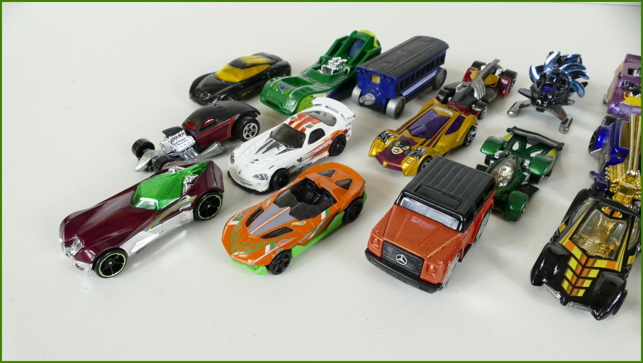 Sestava Autíček Hot Wheels 20 ks