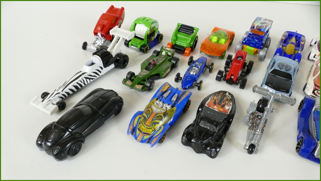 Sestava Autíček Hot Wheels 20 ks
