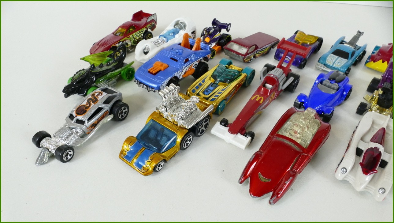 Sestava Autíček Hot Wheels 20 ks