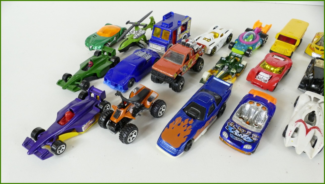 Sestava Autíček Hot Wheels 20 ks